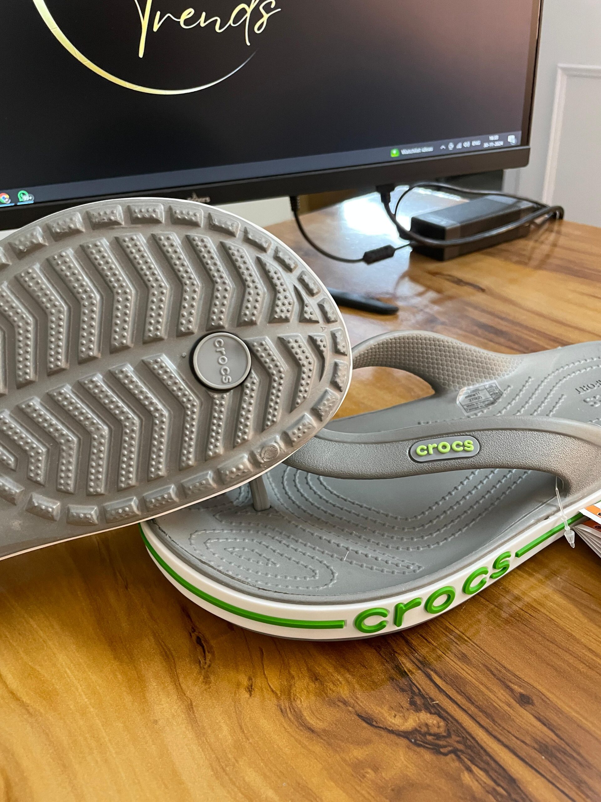 Bayaband Flip-Flops (Grey Neon)