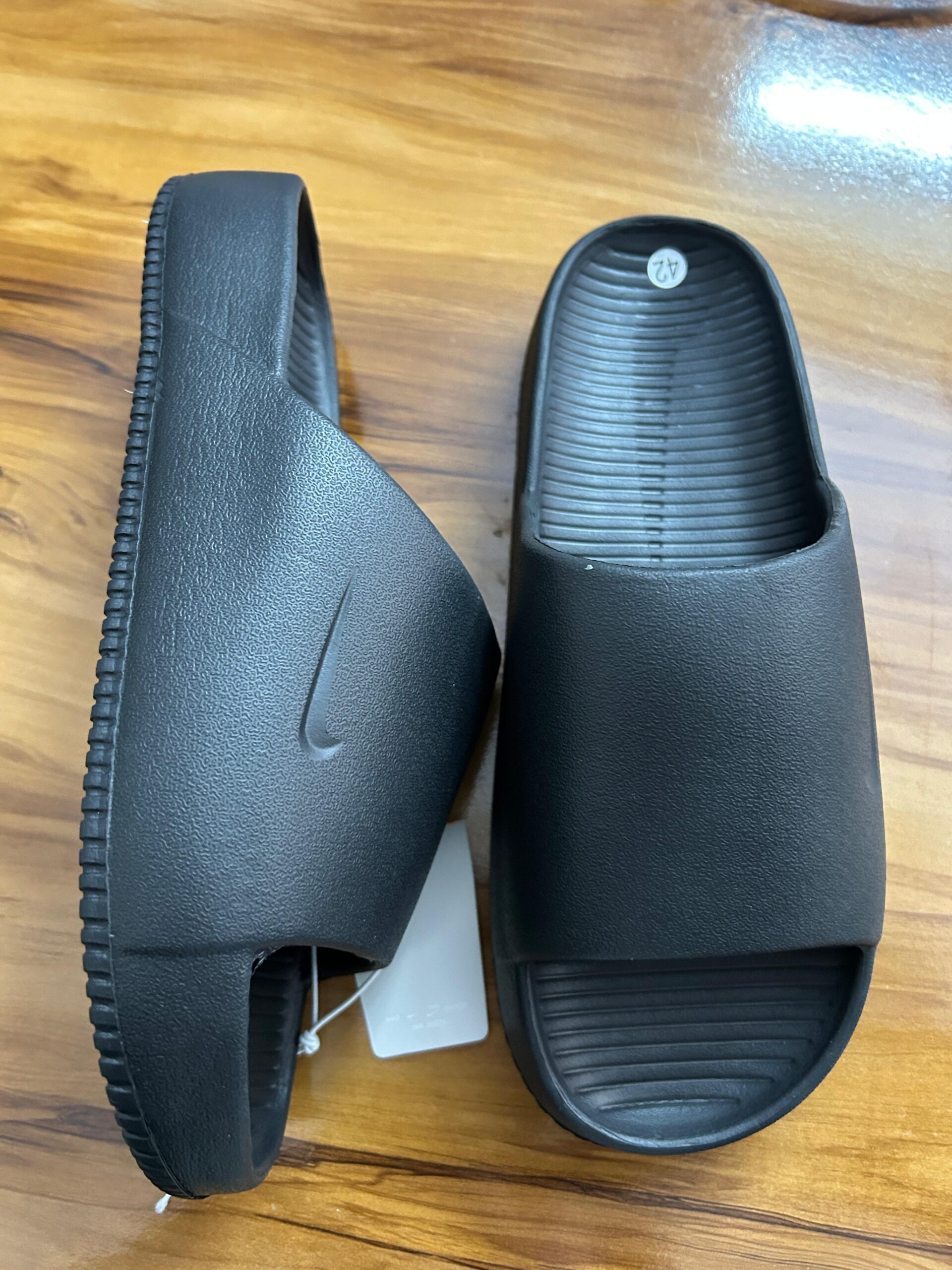 # Calm Slide (Black)