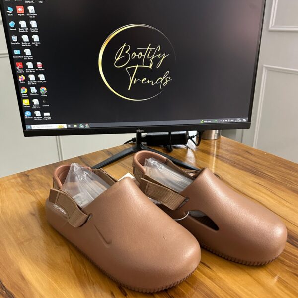 # Calm Mules (Brown)