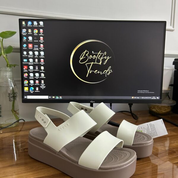 Brooklyn 4U Low Sandal (Beige)