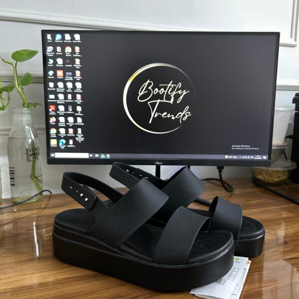 Brooklyn 4U Low Sandal (Black)