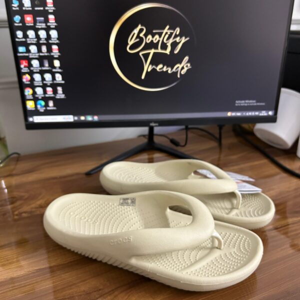 Mellow Flip Flops (Beige)