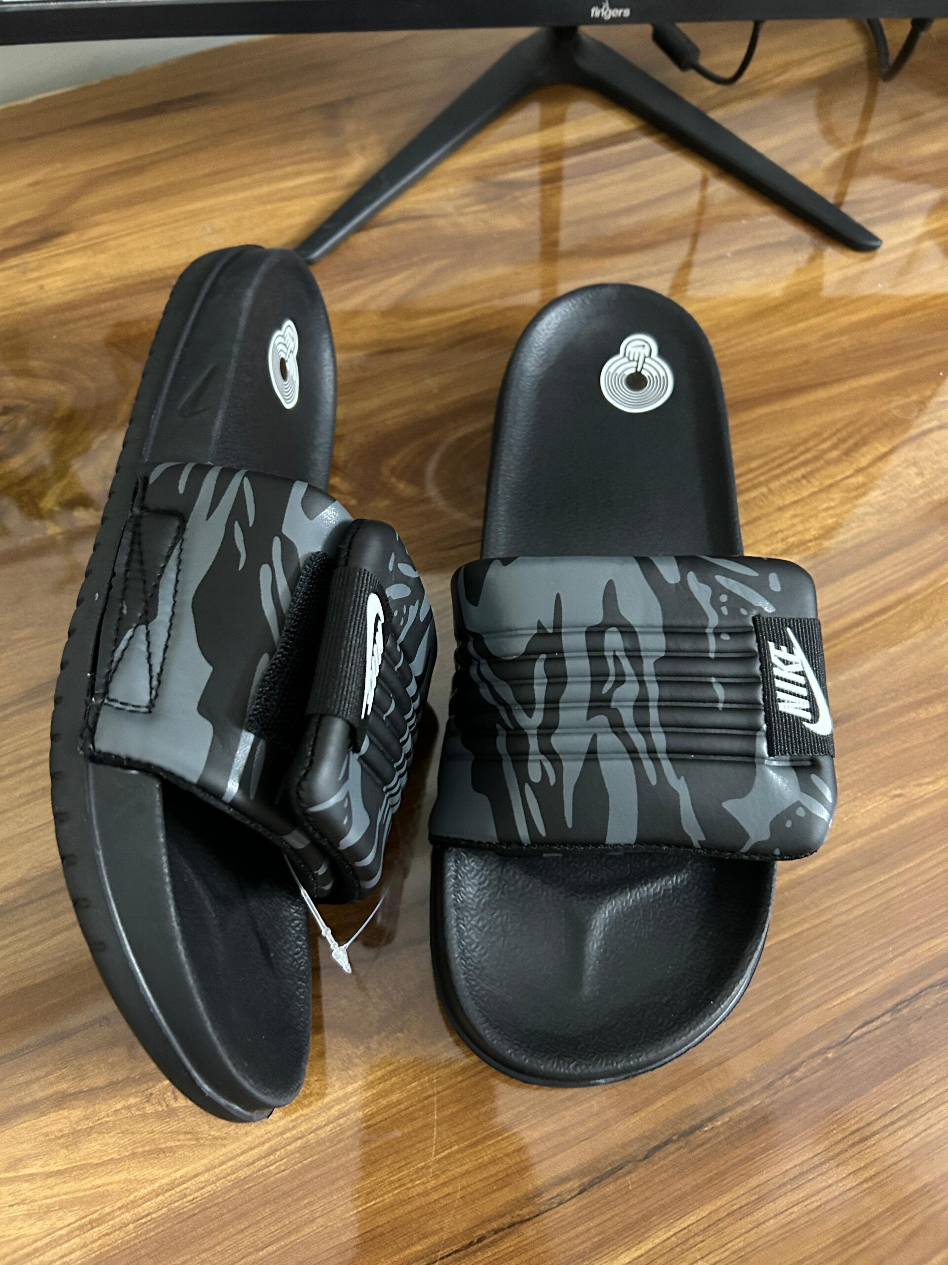 # Off Court Adjust Printed Slides (Black)