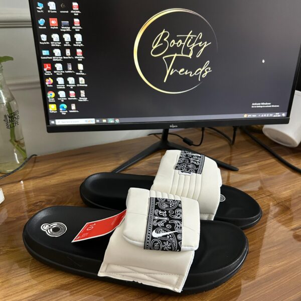 # Off Court Adjust Slides (White)