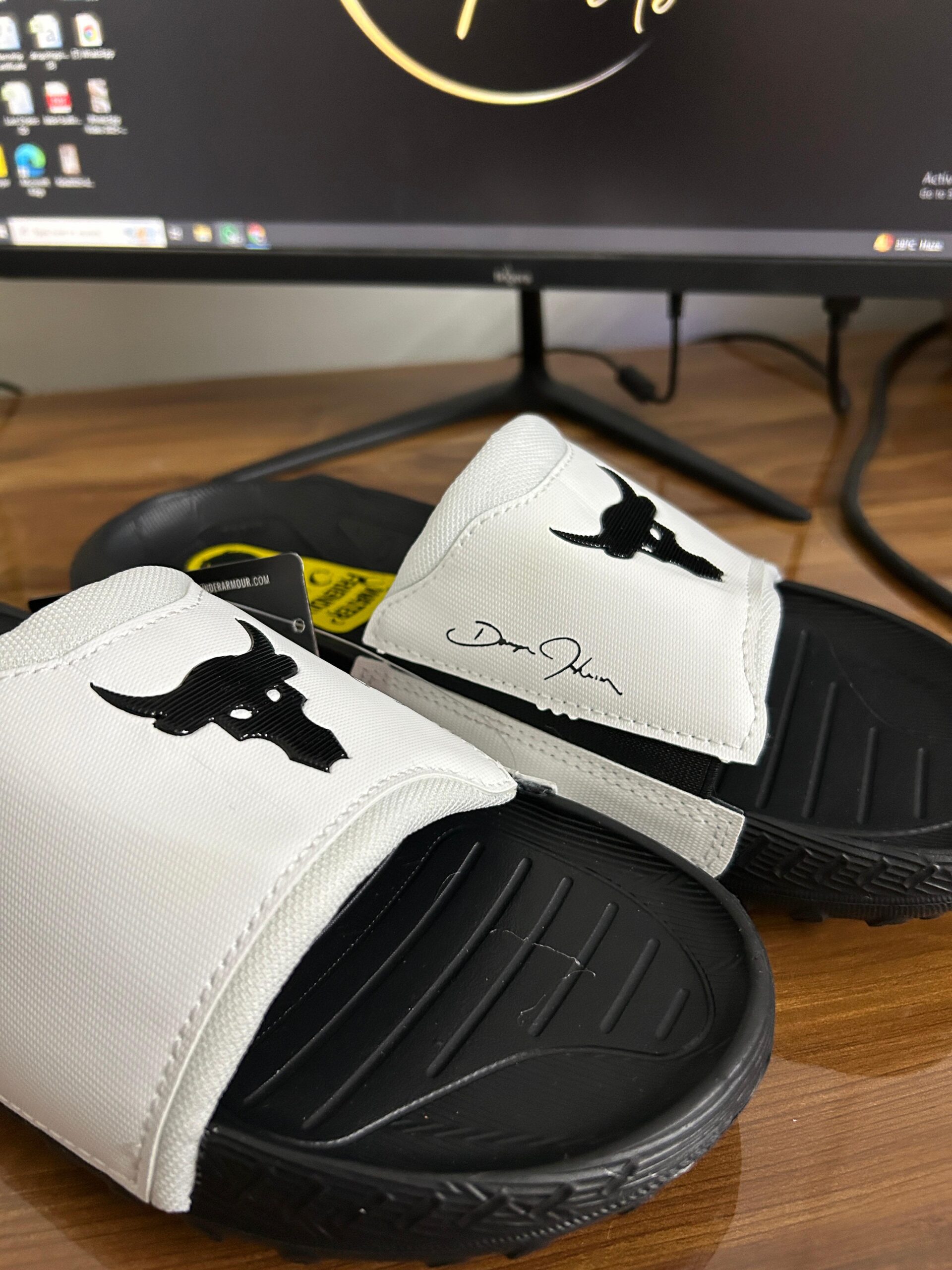 Undr Armr Project Rock 3 Slides (White)