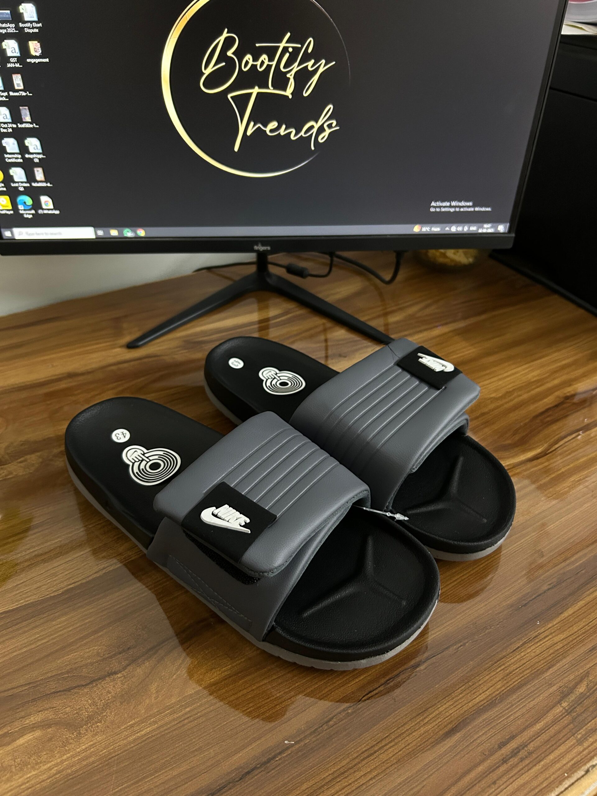 # Off Court Adjust Slides #1 (Black/Grey)