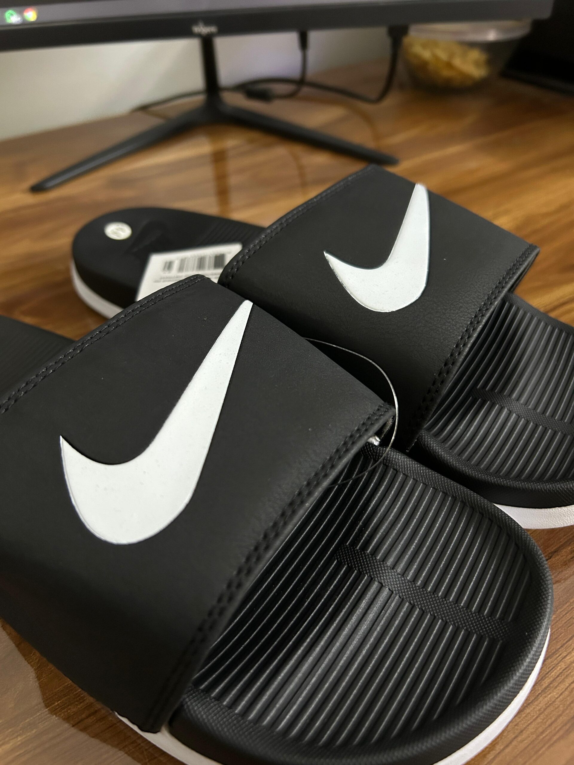 # Benassi Slides (Black)