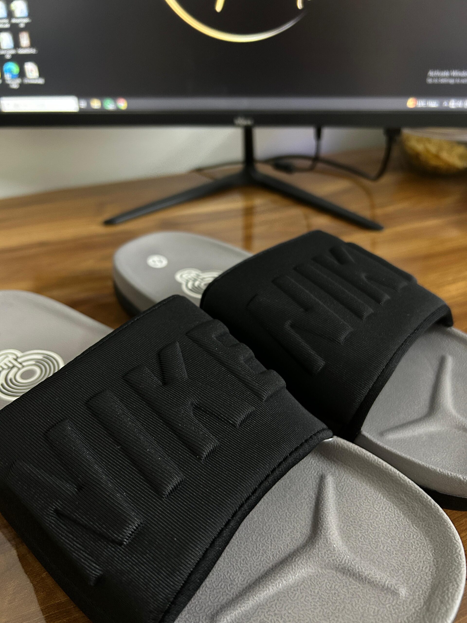 # Off Court Slides (Black/Grey)