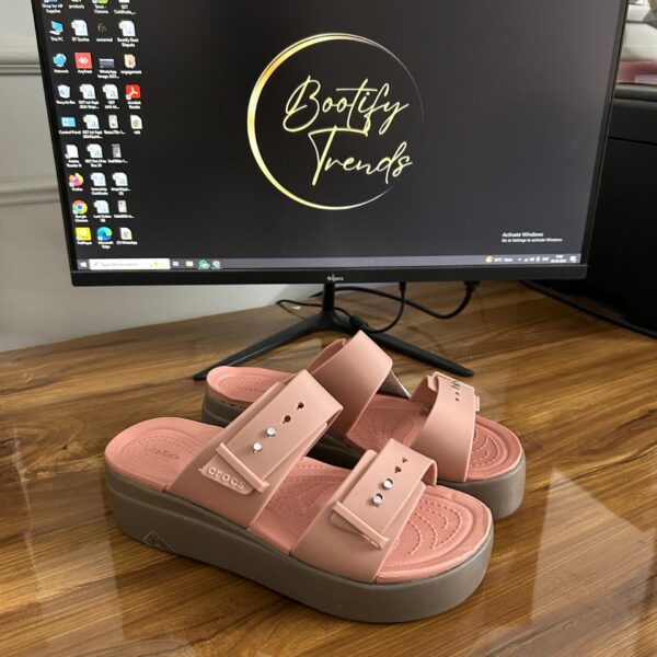 Brooklyn Low Wedge Sandal (Peach)