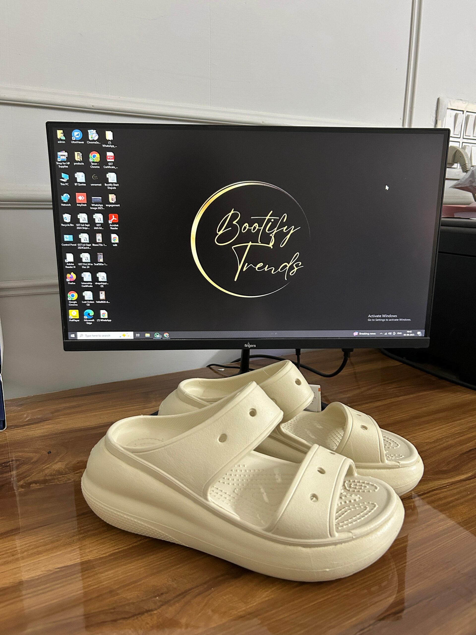 Crush Women Sandal (Beige)