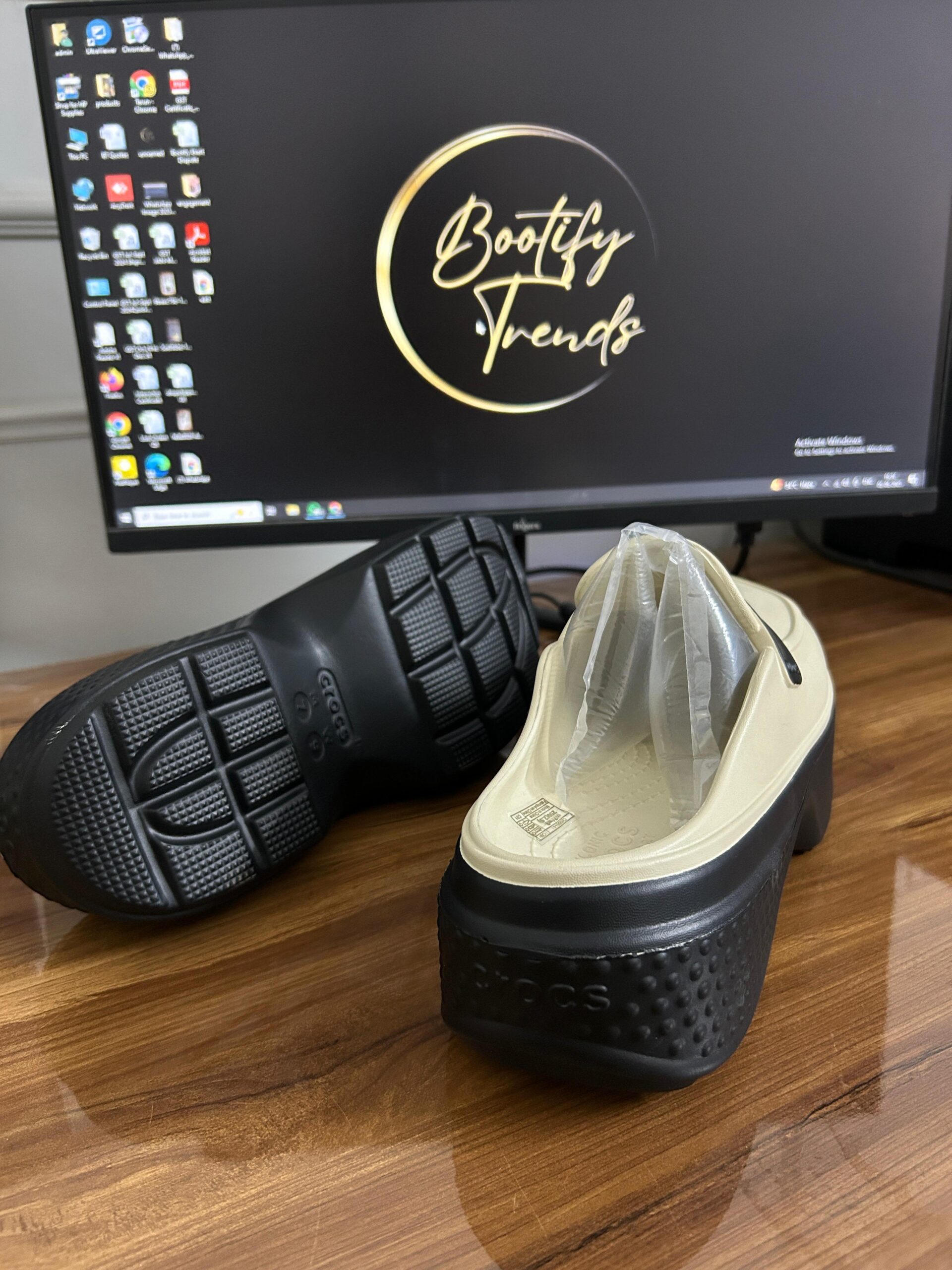 Women Stomp Loafer (Beige)