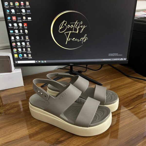 Brooklyn 4U Low Sandal (Brown/Beige)