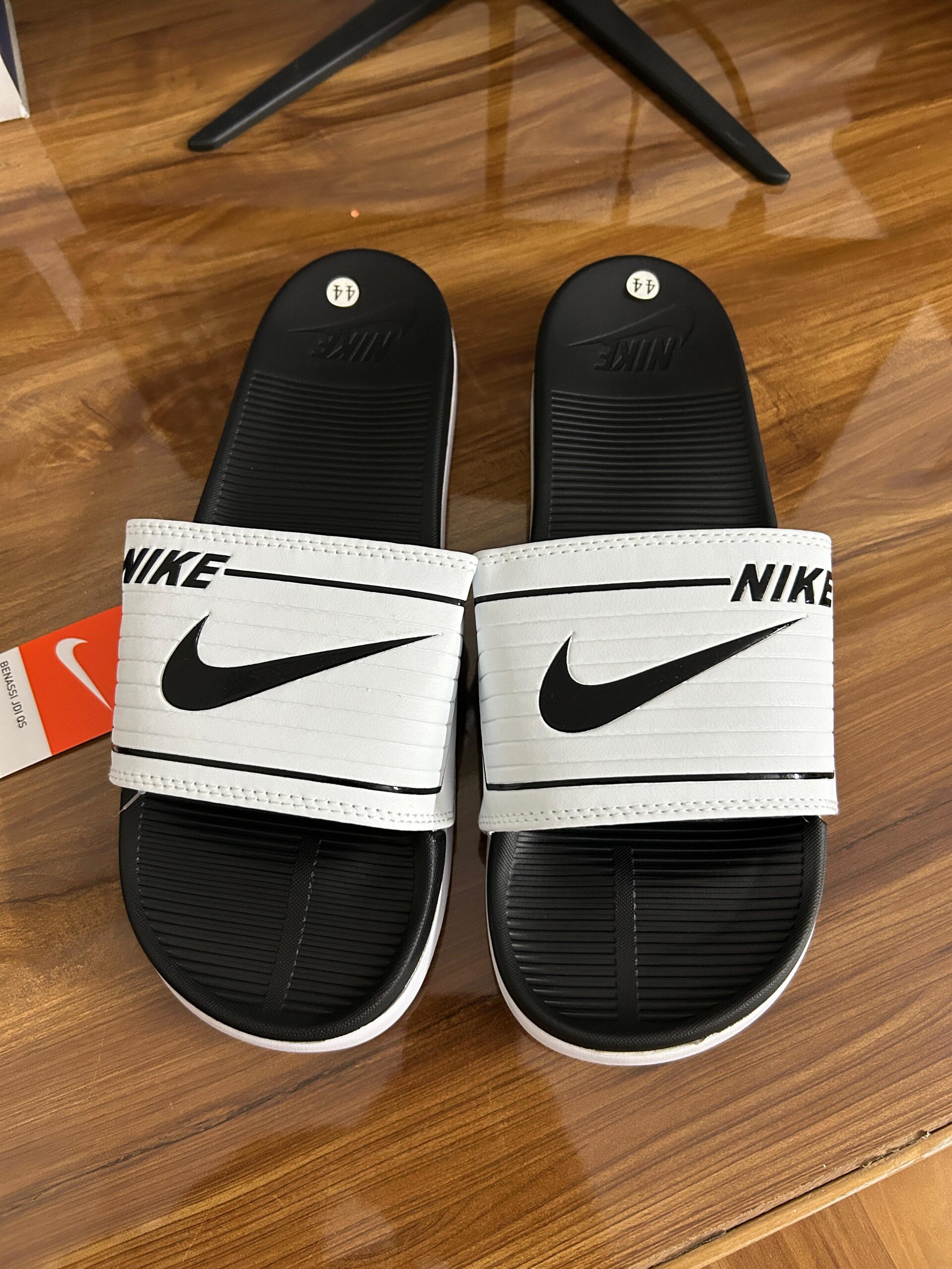 # Benassi JDI QS Slides (White) - Image 3