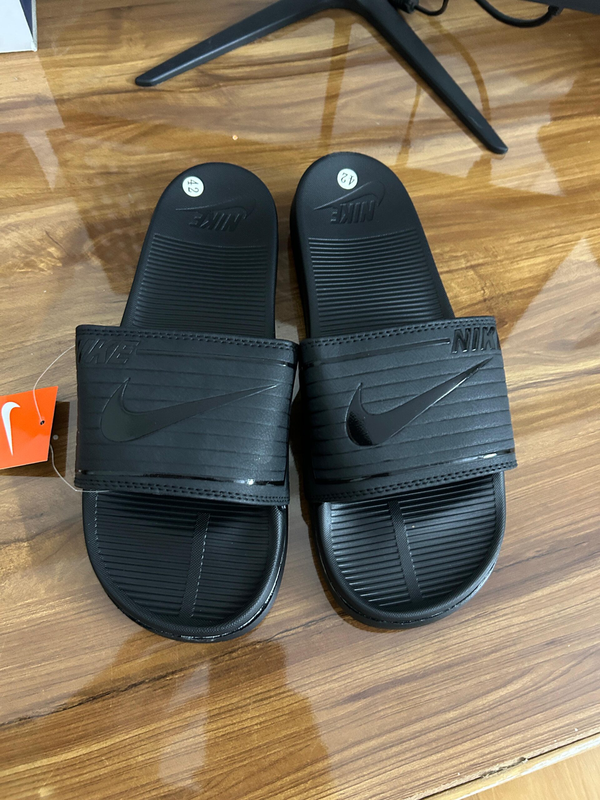 # Benassi JDI QS Slides (Full Black) - Image 3