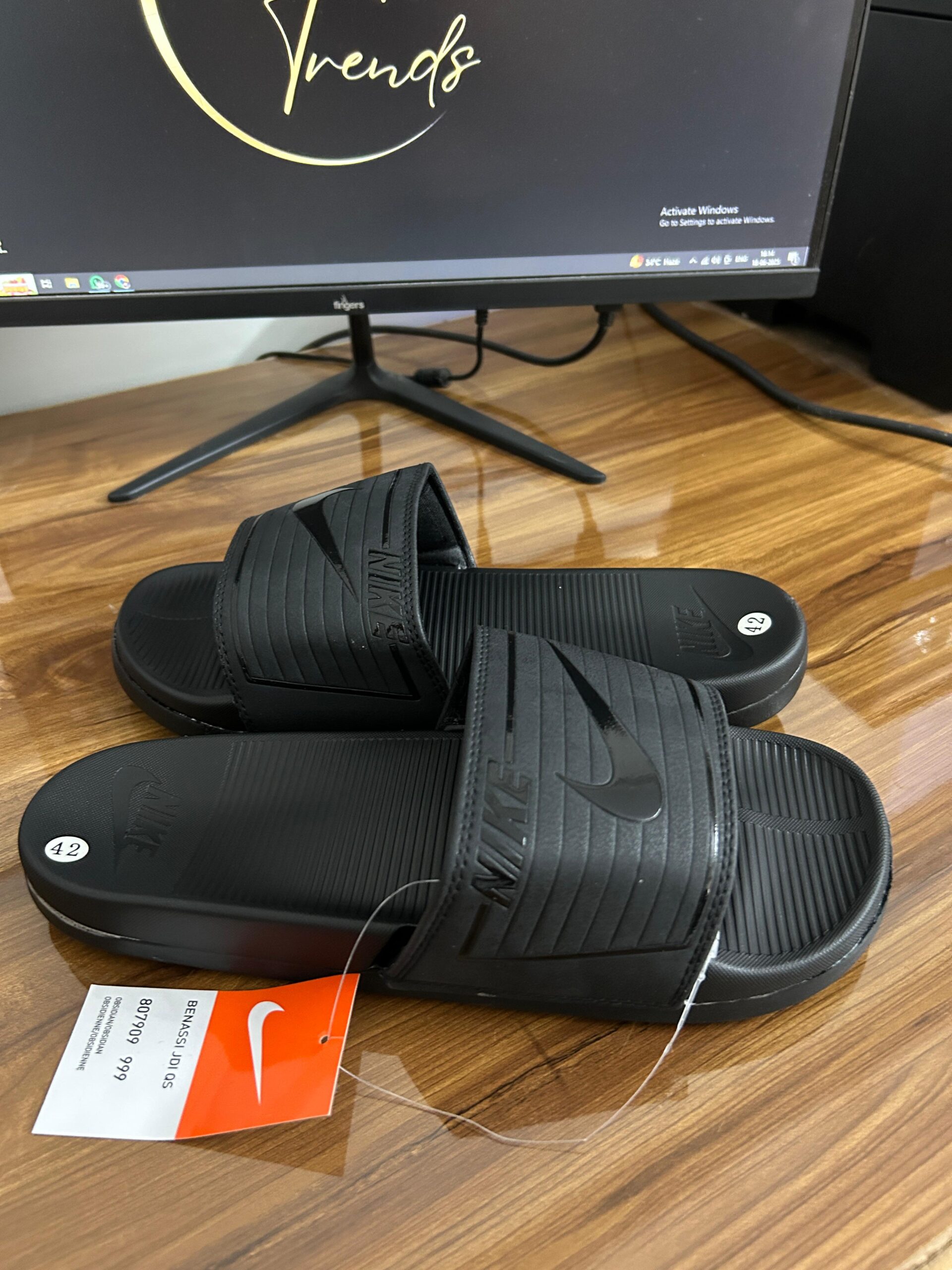 # Benassi JDI QS Slides (Full Black)