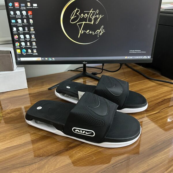 # Air Max Cirro Slides (Black/White)