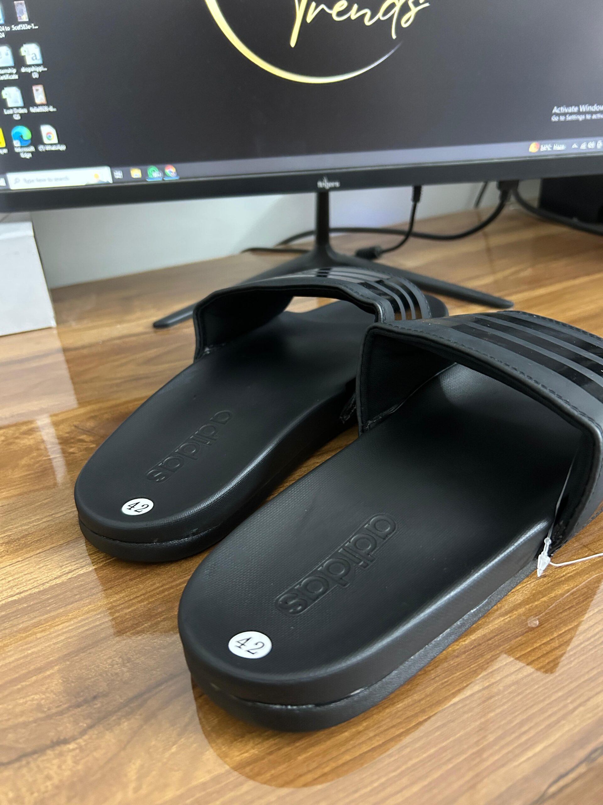 Adilette Slides (Full Black)