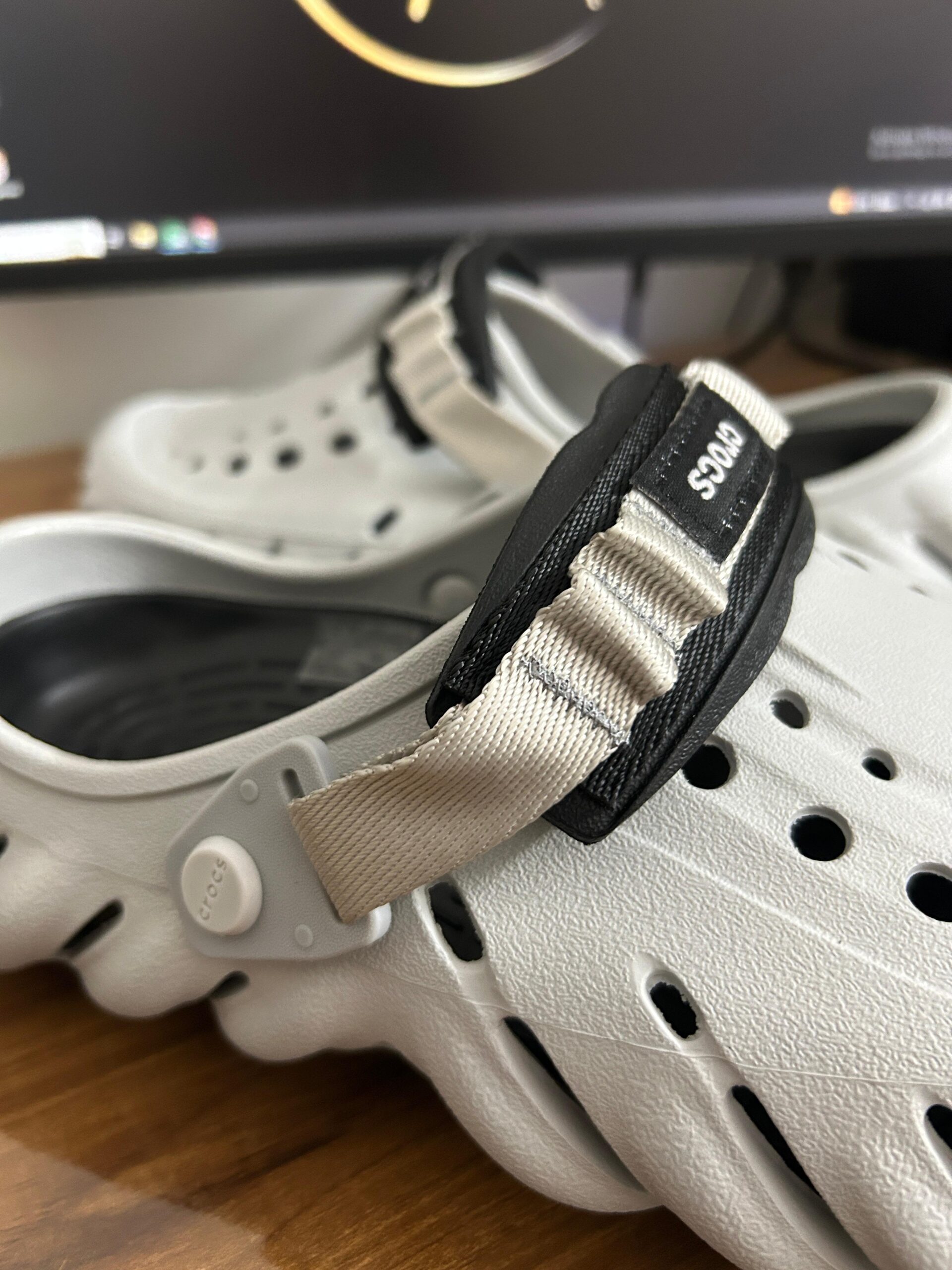 Echo  (Elephant Grey)