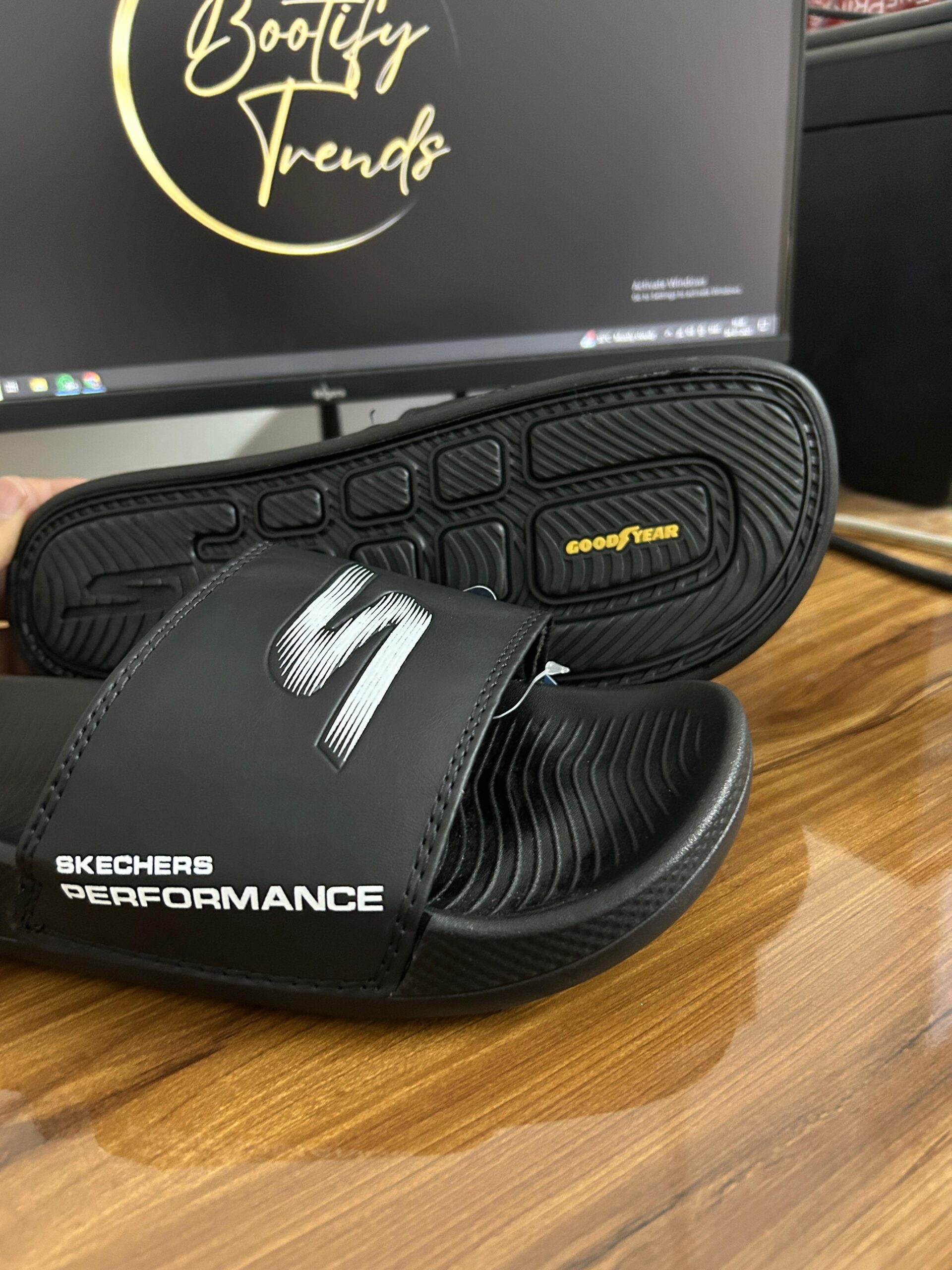 Hyper Burst Performance Slides (Black)