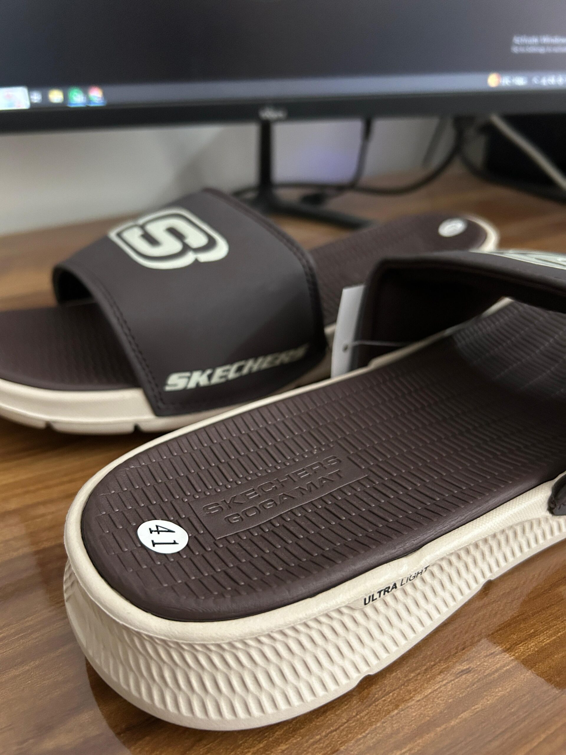 GOGA MAT Ultra Light Slides (Brown)