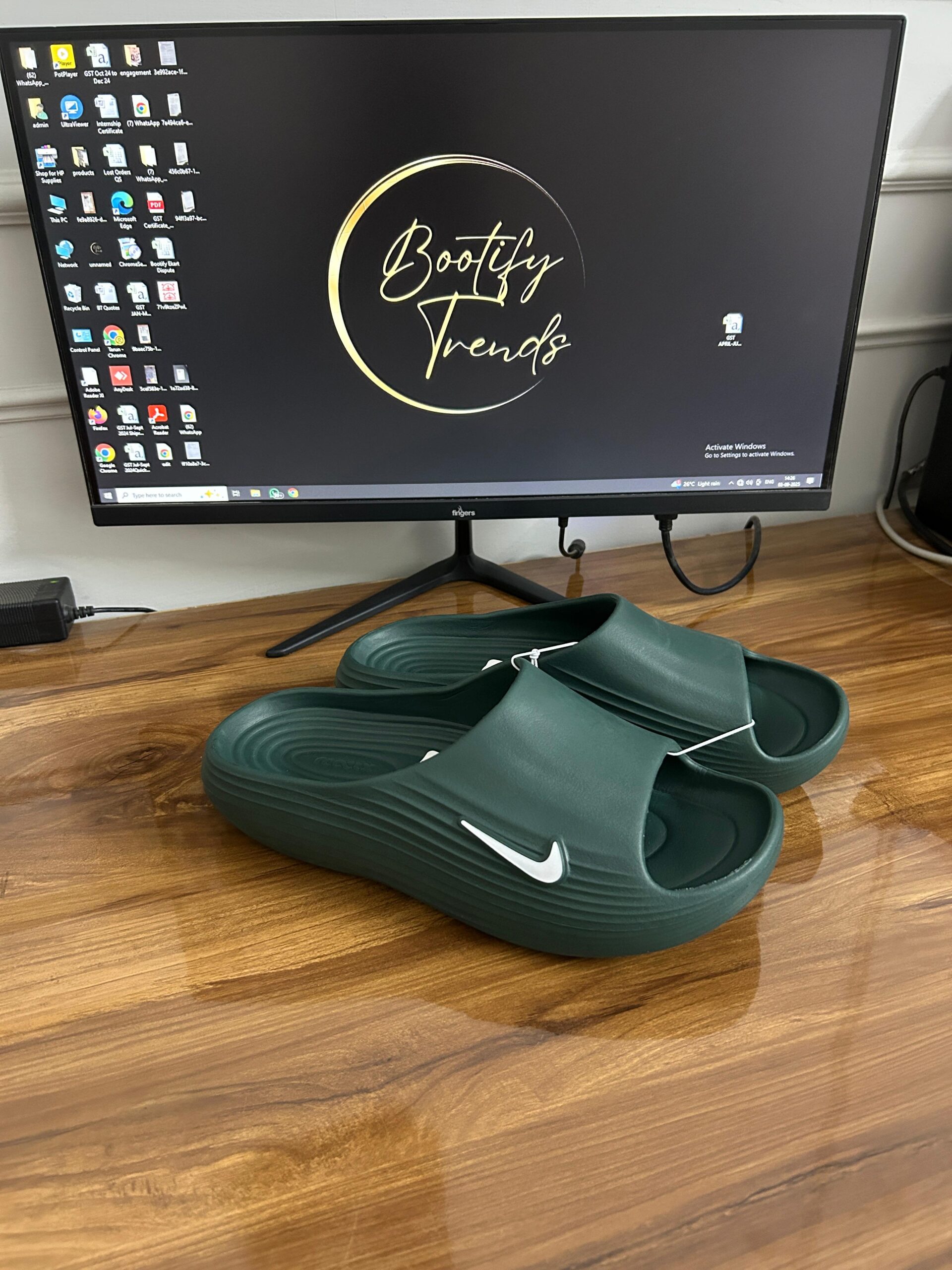 # ReactX Slides (Green)