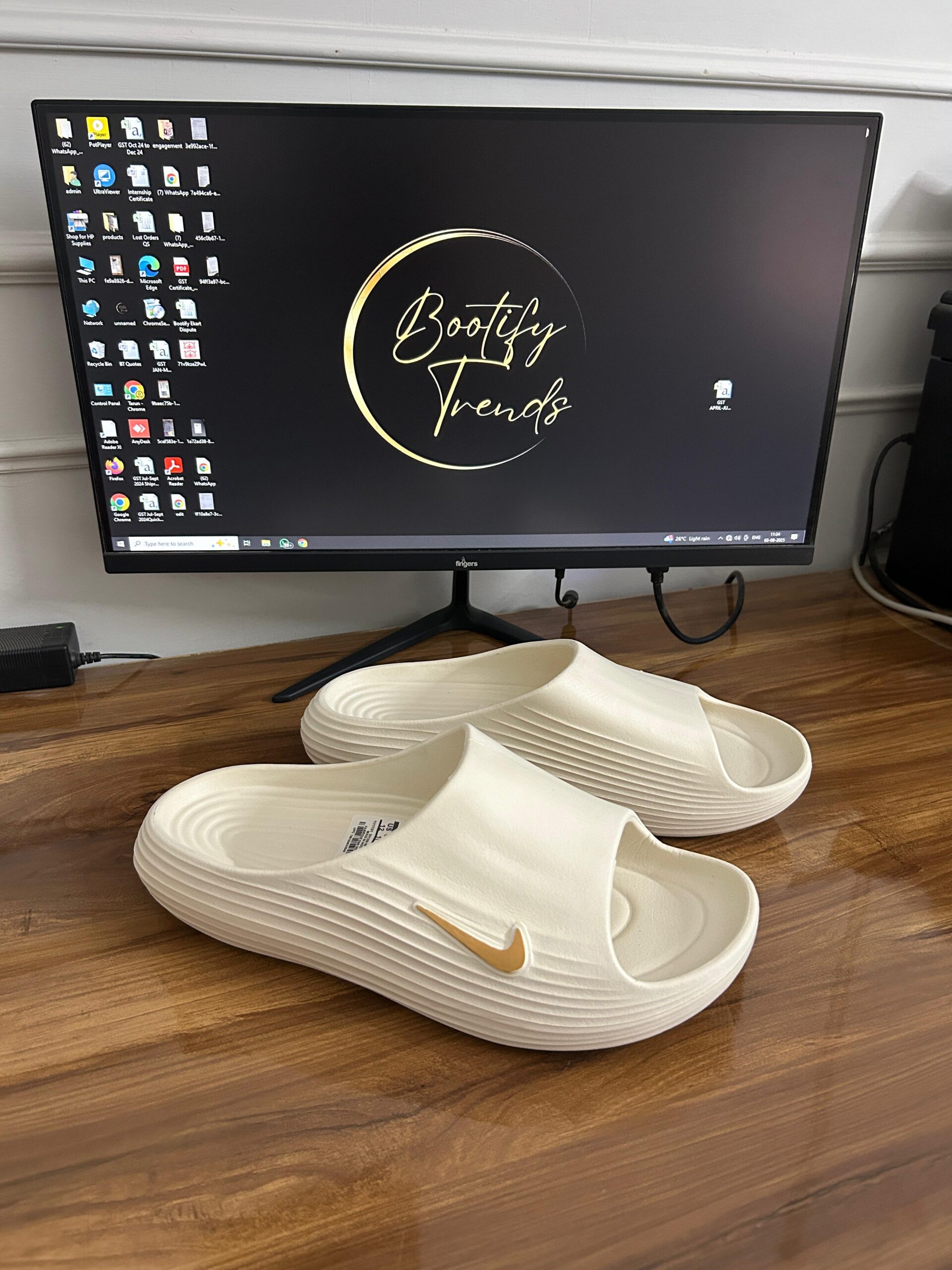 # ReactX Slides (Off-White)