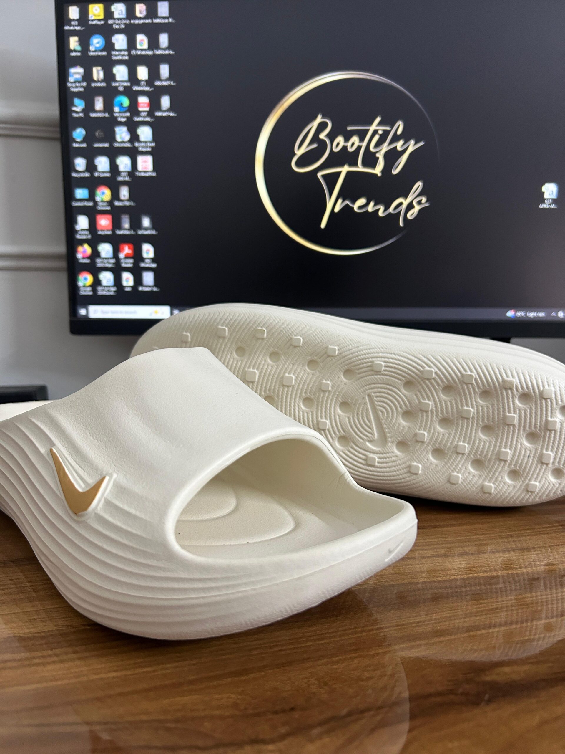 # ReactX Slides (Off-White)