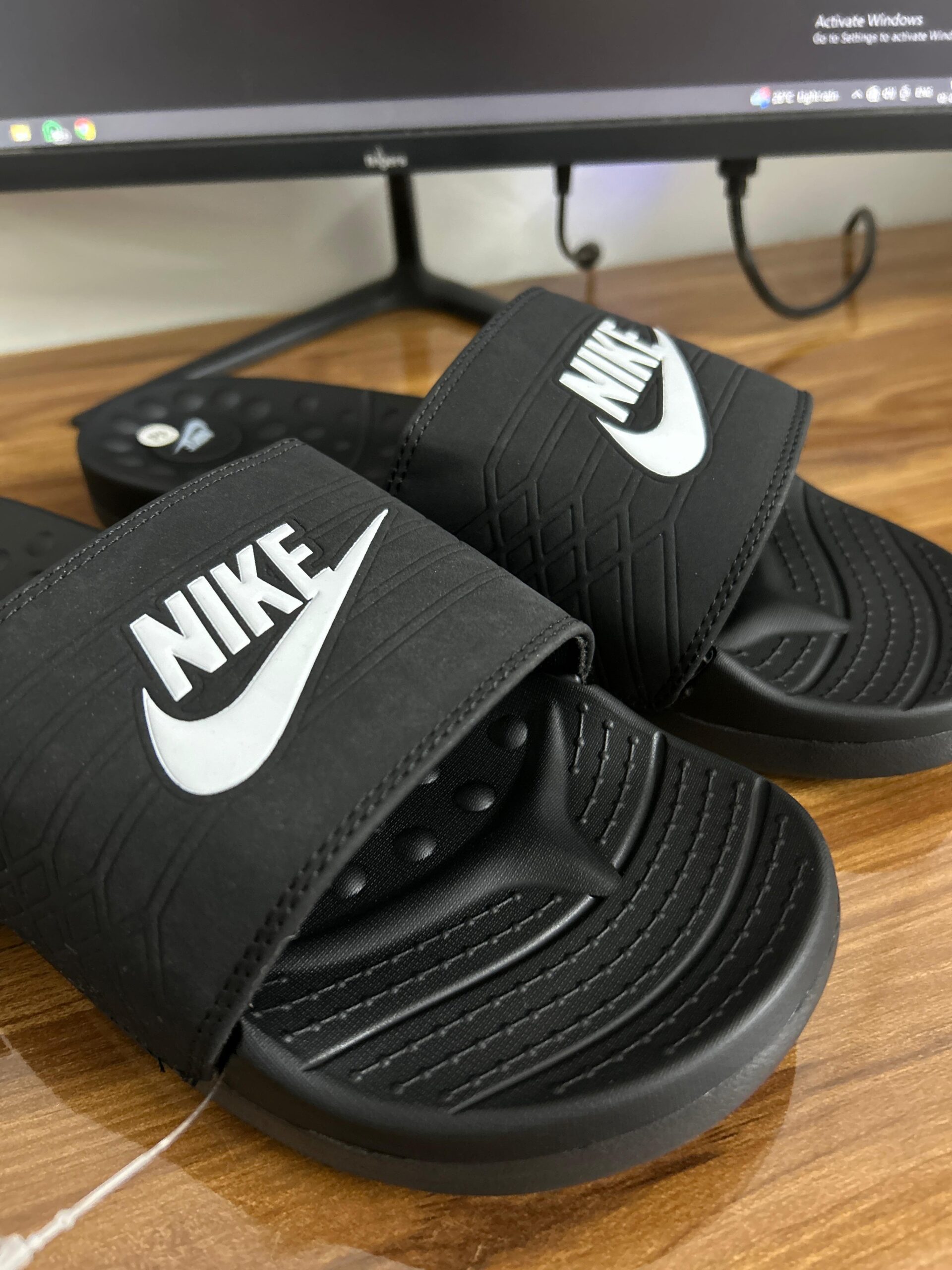 # Solar Soft Slides (Black) - Image 3