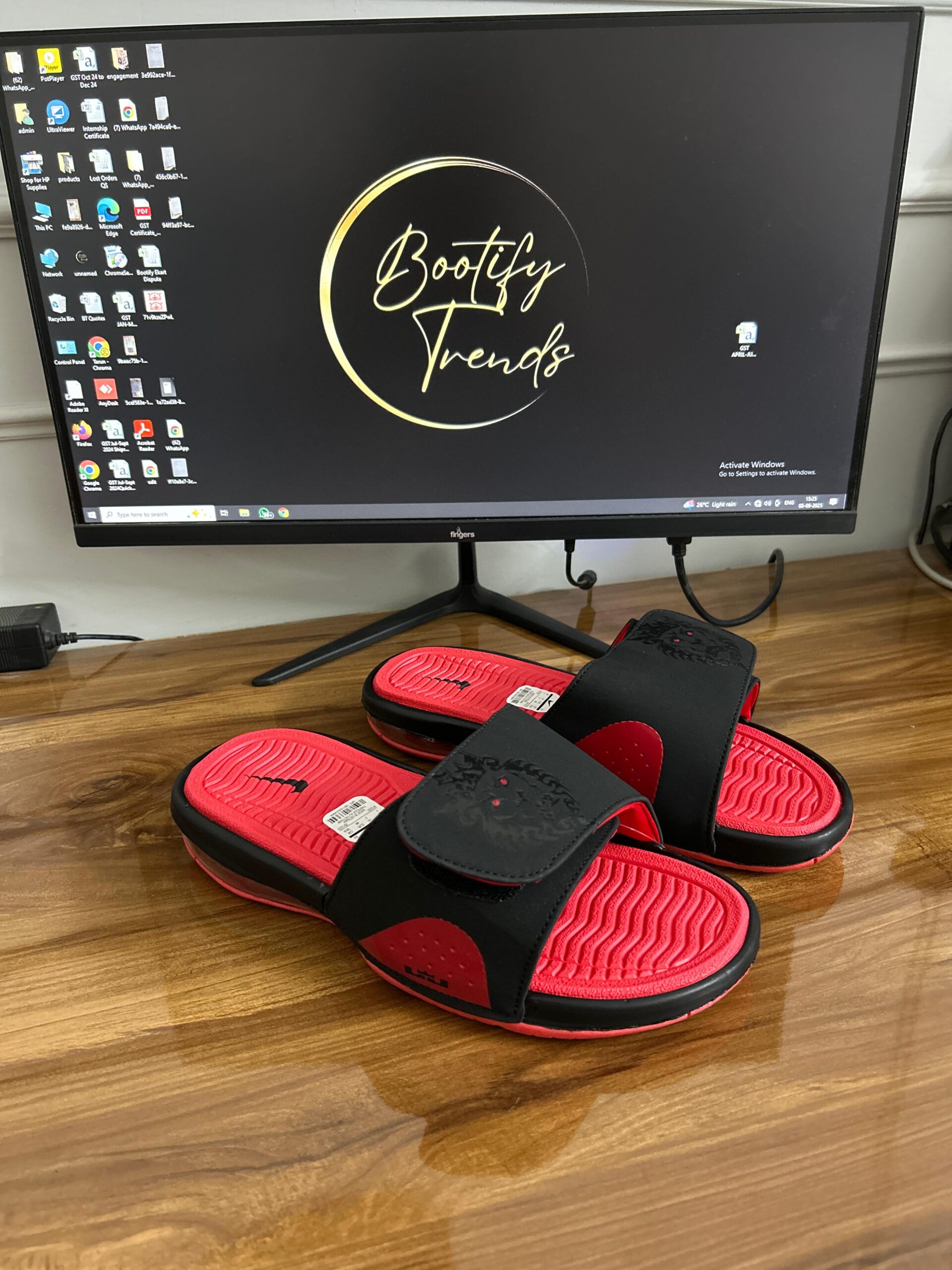 # AirMax Slides (Red)