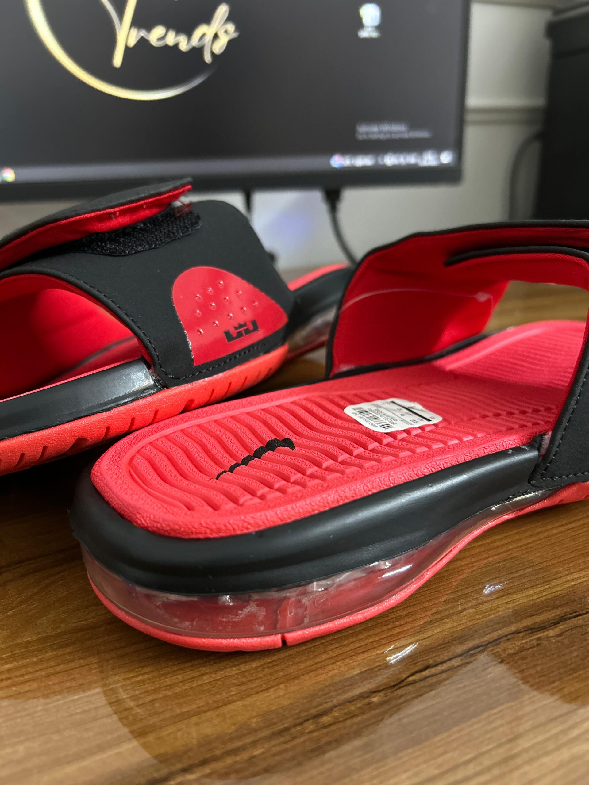 # AirMax Slides (Red) - Image 3