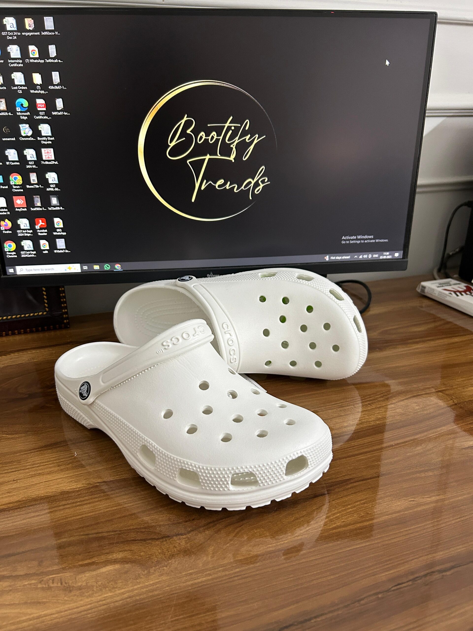 Classic (White) - Image 3