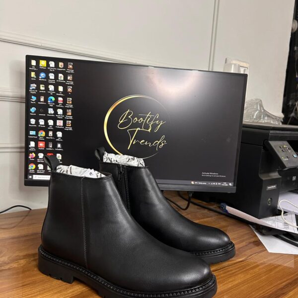 Zara Chunky Chelsea Boots (Black)